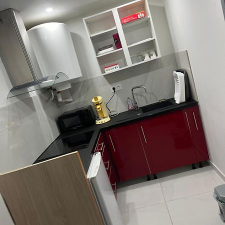 Appartement Calme Dans Villa Individuelle Bagnols-sur-Cèze Екстериор снимка